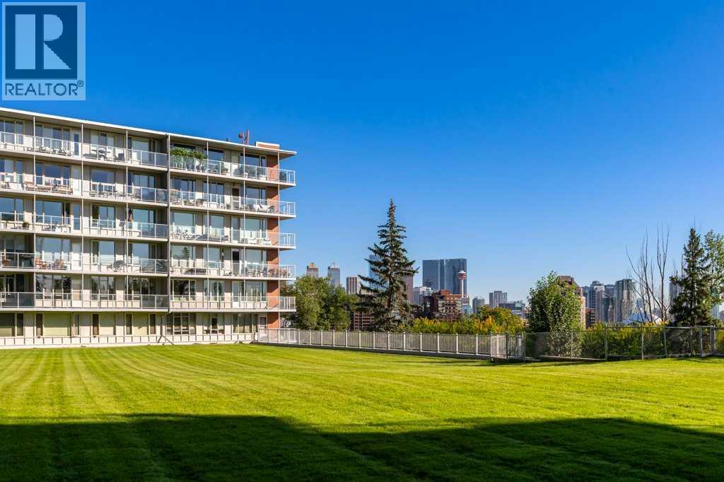 Single Family House for Sale in   Rideau Place SW Rideau Park Calgary 