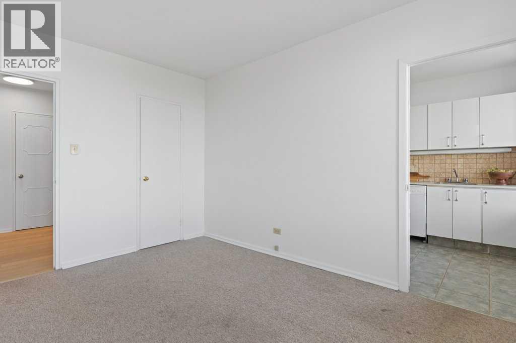 Single Family House for Sale in   Rideau Place SW Rideau Park Calgary 