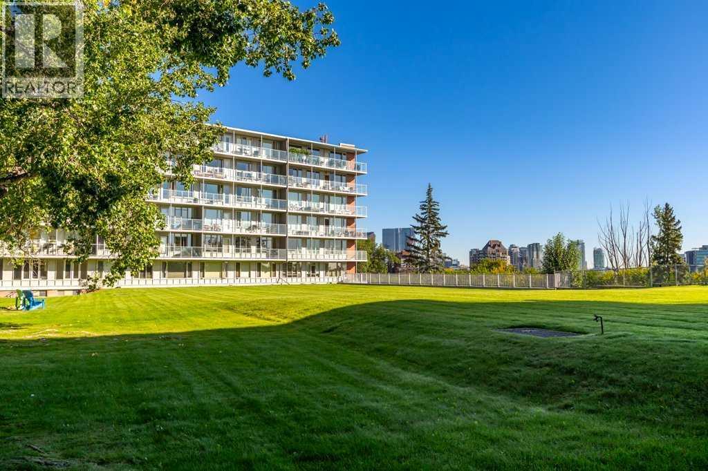 Single Family House for Sale in   Rideau Place SW Rideau Park Calgary 