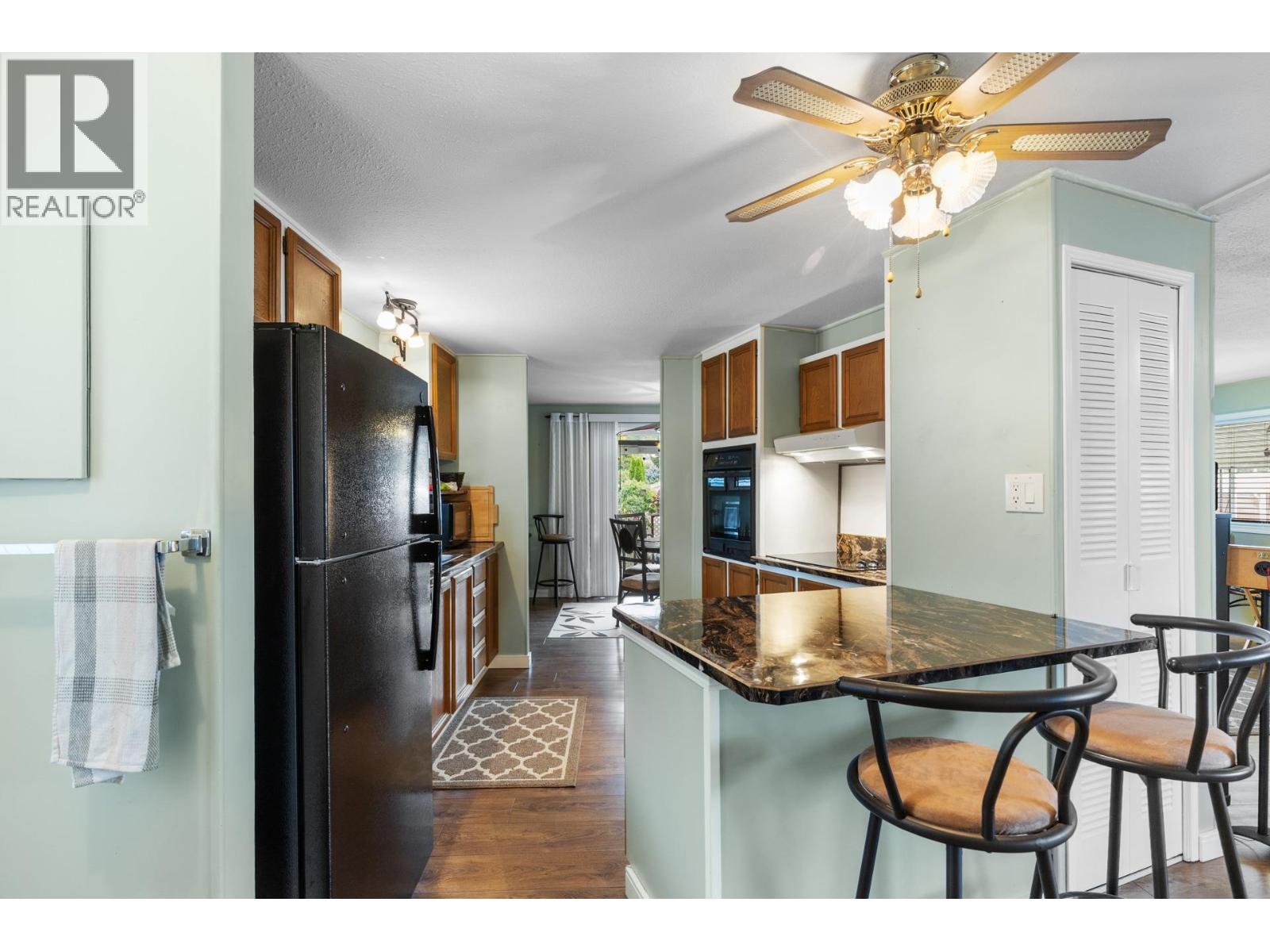 29 1929 97 Highway South, Westbank