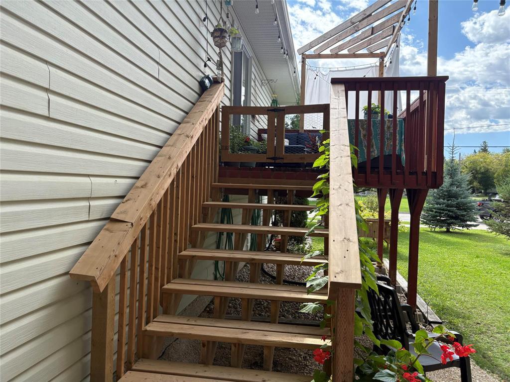 Photo 14 of 352 Barkman Avenue, Steinbach MB
