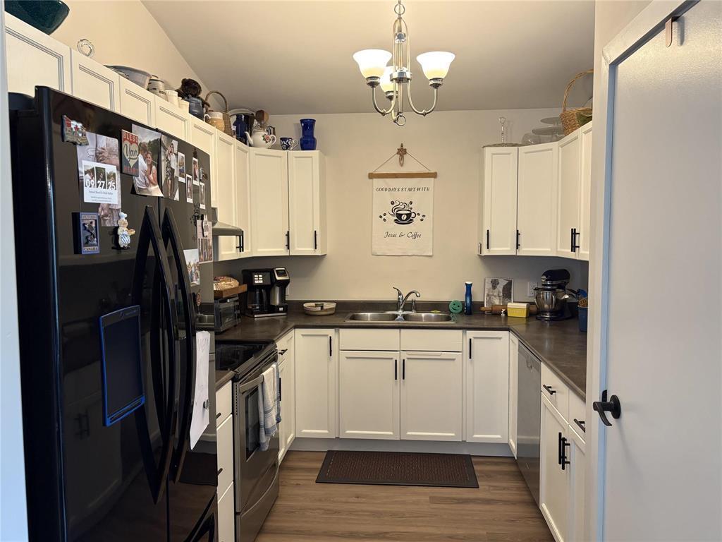 Photo 5 of 352 Barkman Avenue, Steinbach MB