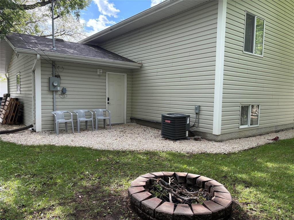 Photo 17 of 352 Barkman Avenue, Steinbach MB