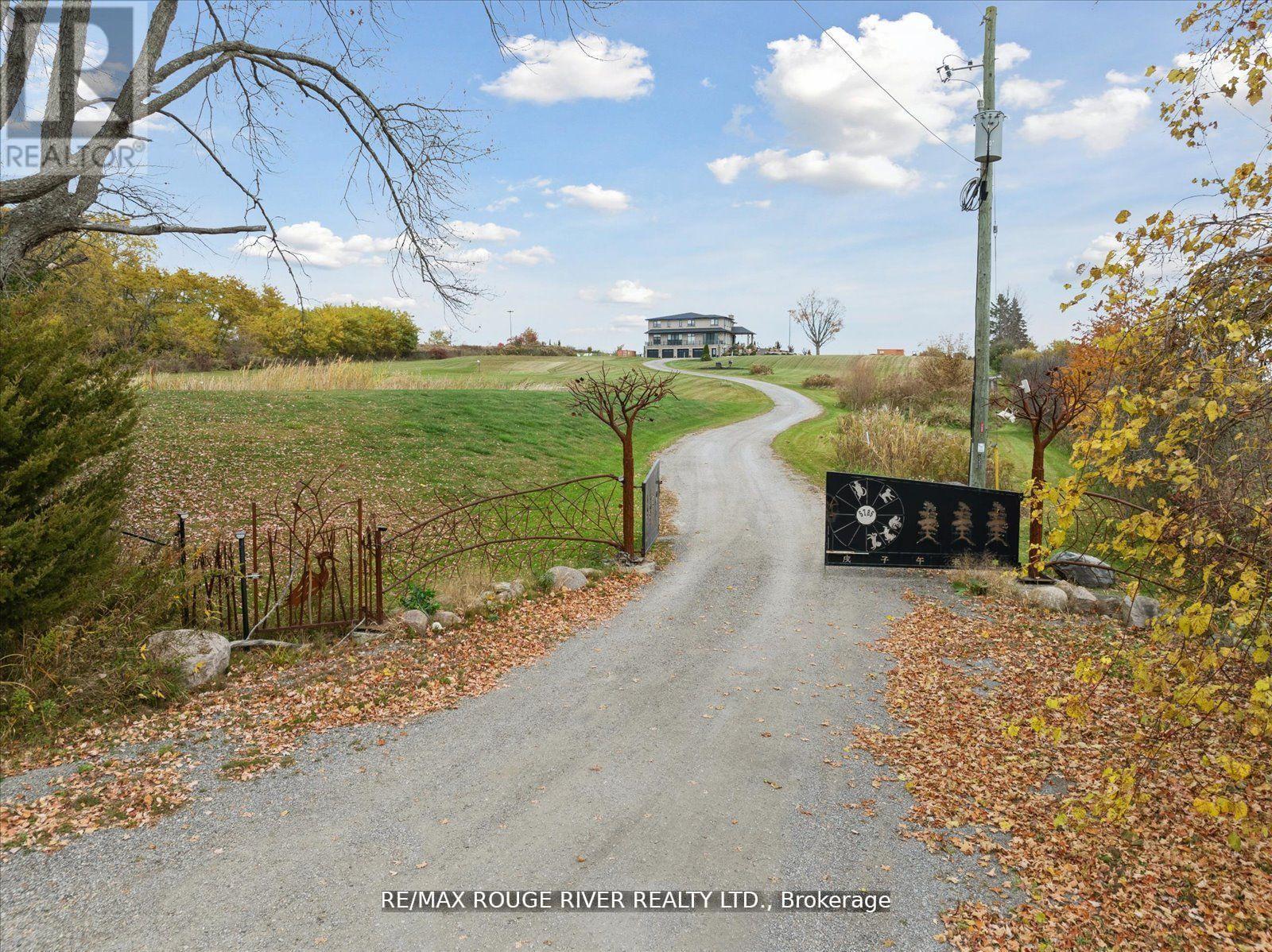 Photo 2 of 5785 Halls Road N, Whitby ON