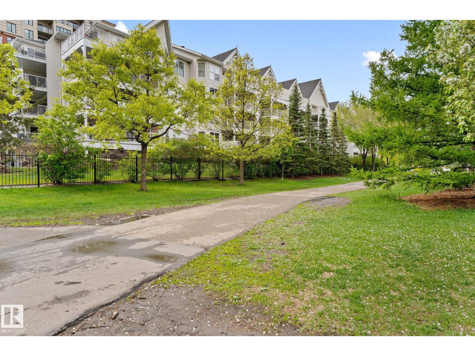 Photo 35 of 907 10909 103 Av Nw, Edmonton AB
