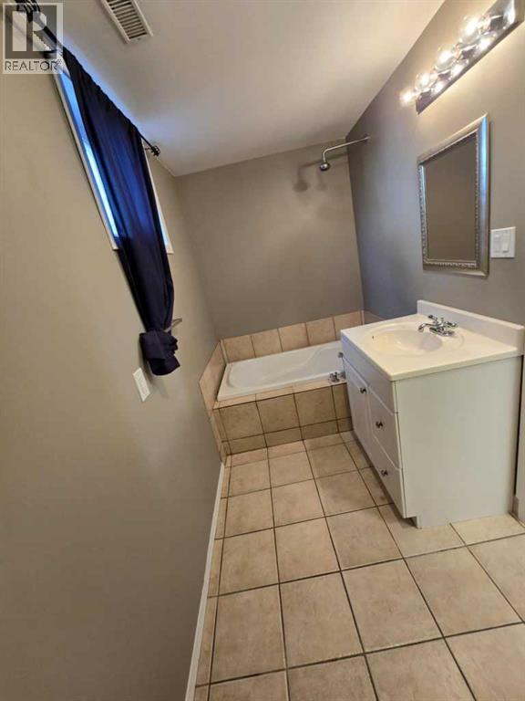 Photo 26 of 8702 96 Street, Grande Prairie AB