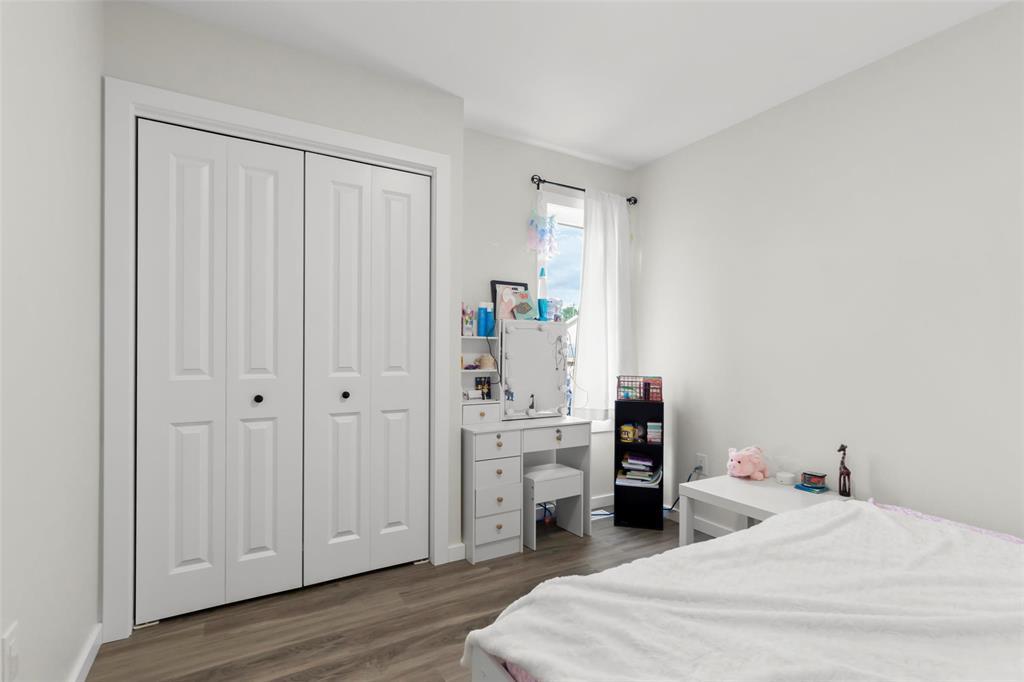 Photo 19 of 94 Woodridge Drive, Beausejour MB