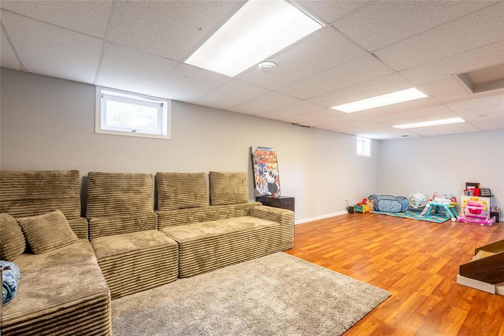 Photo 8 of 931 Main Street, Steinbach MB