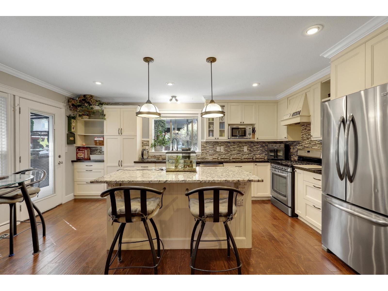 Photo 5 of 5451 Cedarcreek Drive Promontory, Chilliwack BC