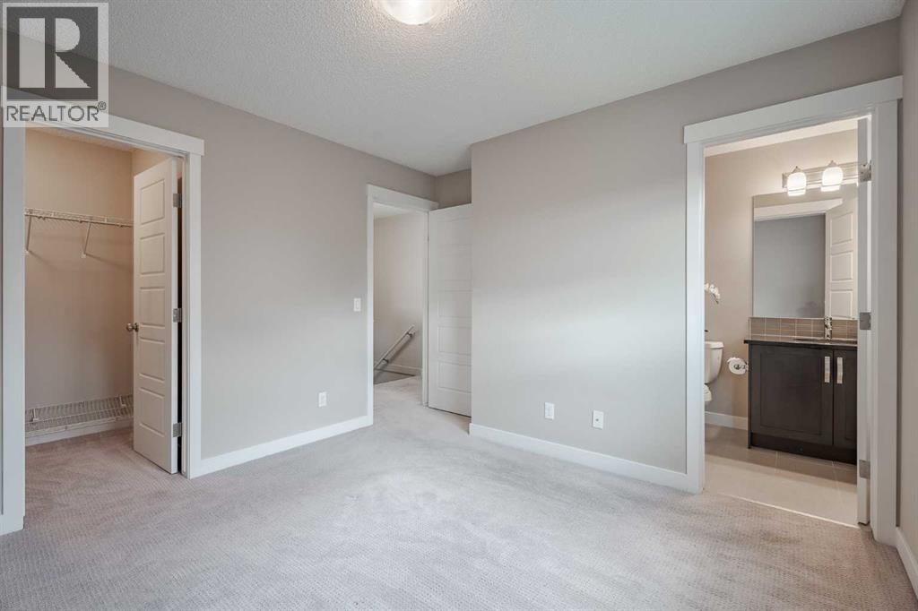 Single Family House for Sale in  Covecreek Circle NE Coventry Hills Calgary 