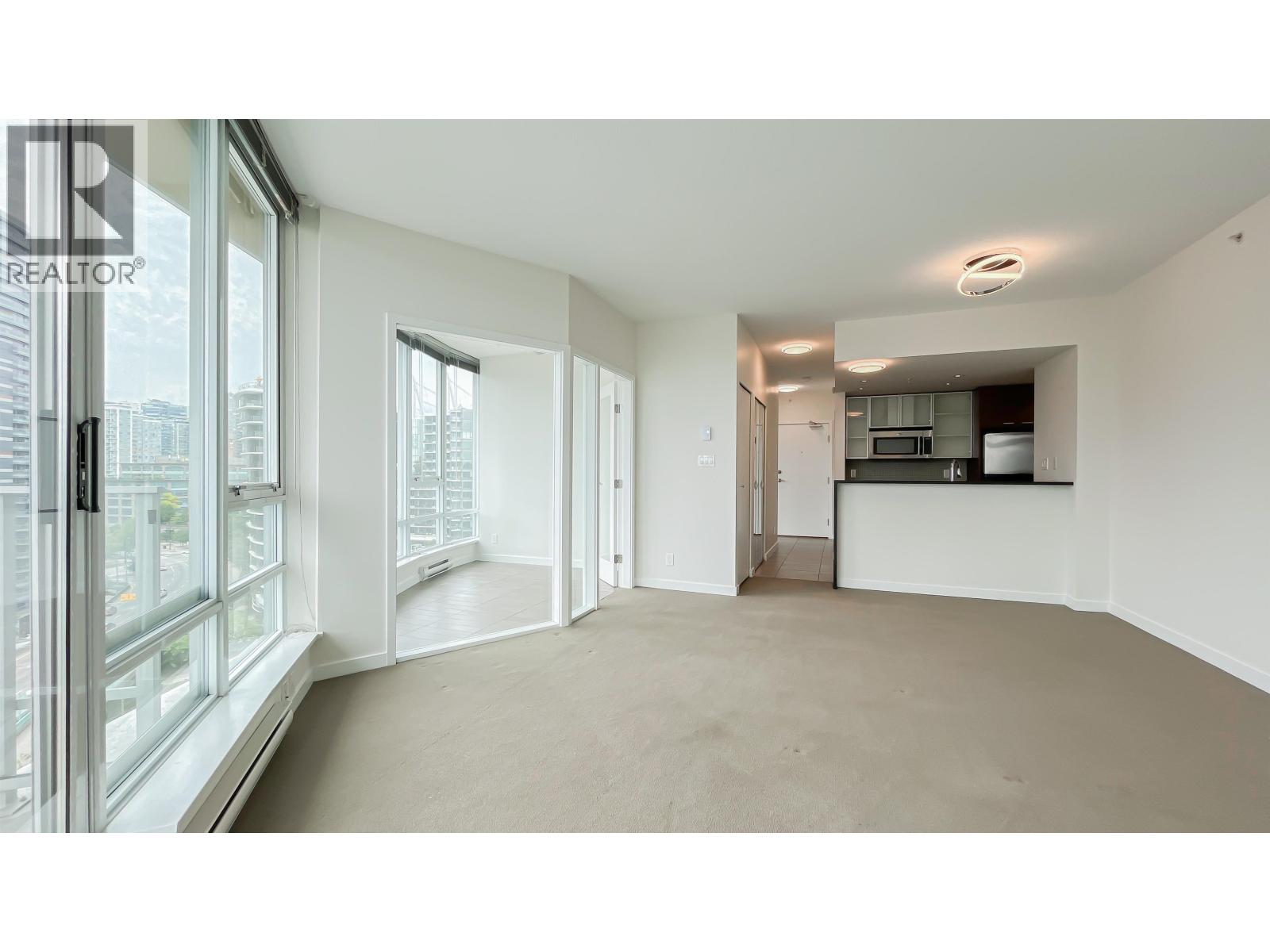 Photo 5 of 1603 980 Cooperage Way, Vancouver BC