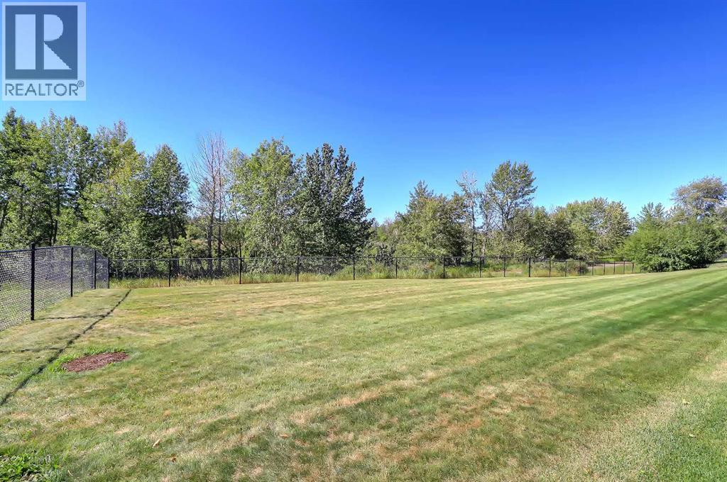 Single Family House for Sale in   Quarry Way SE Douglasdale/Glen Calgary 