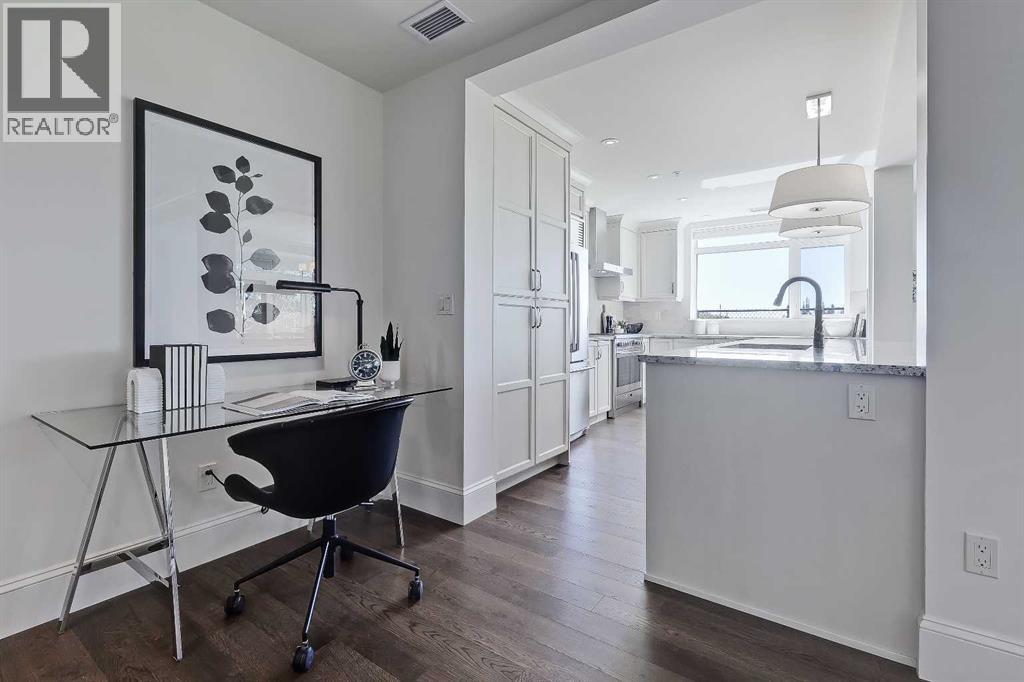 Single Family House for Sale in   Quarry Way SE Douglasdale/Glen Calgary 