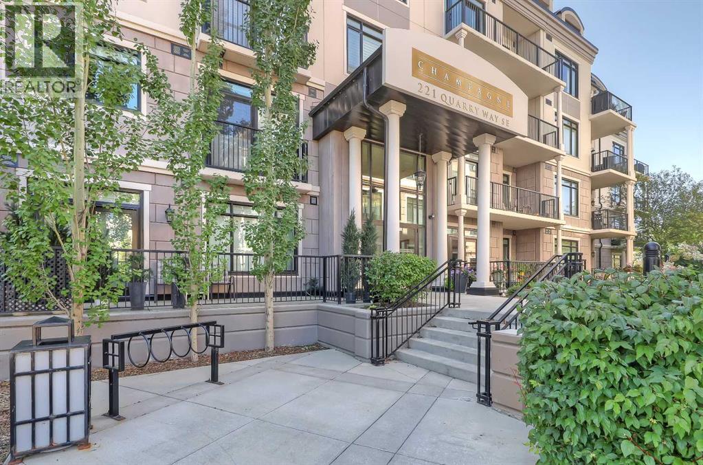 Single Family House for Sale in   Quarry Way SE Douglasdale/Glen Calgary 