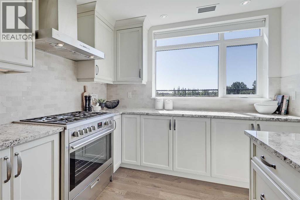 Single Family House for Sale in   Quarry Way SE Douglasdale/Glen Calgary 