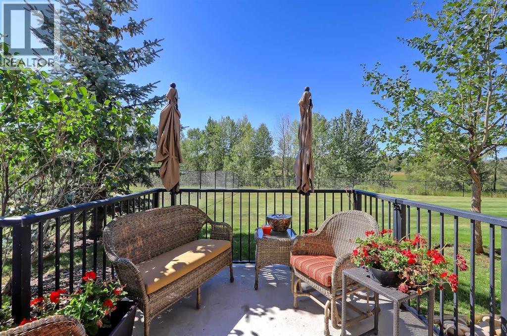 Single Family House for Sale in   Quarry Way SE Douglasdale/Glen Calgary 