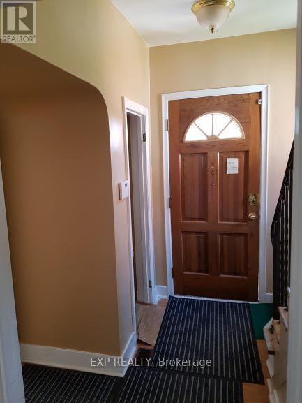 Photo 2 of 48 Kingsmount Street N, Hamilton ON