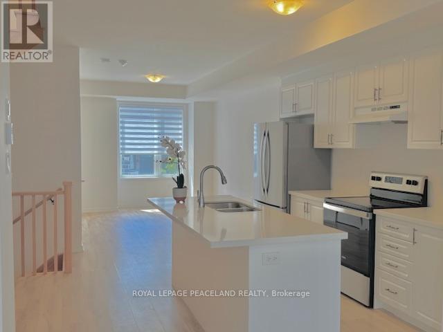 Photo 6 of 136 Rattenbury Road, Vaughan ON