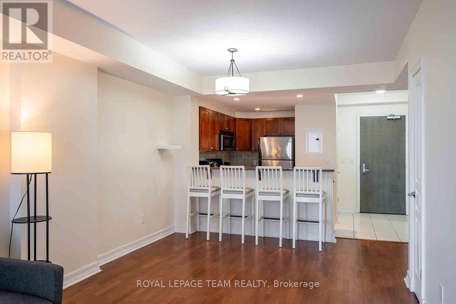 Photo 7 of 909 200 Besserer Street, Ottawa ON