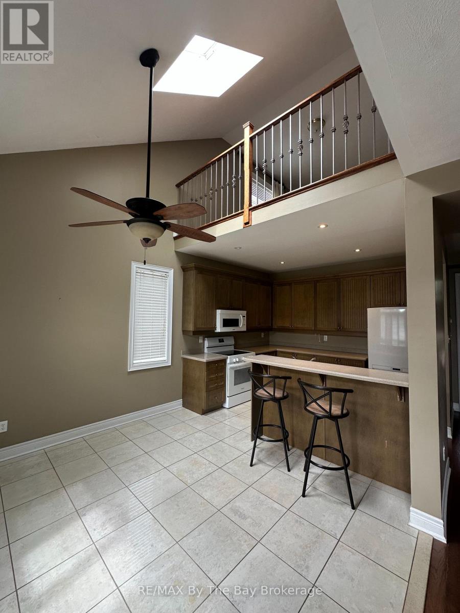 Photo 3 of 64 Oriole Crescent, Wasaga Beach ON
