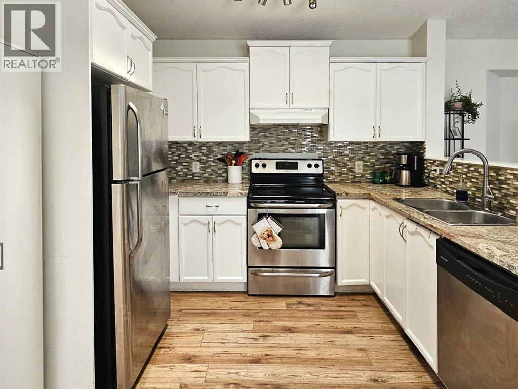 Single Family House Bi-level for Sale in  Hidden Spring Green NW Hidden Valley Calgary 