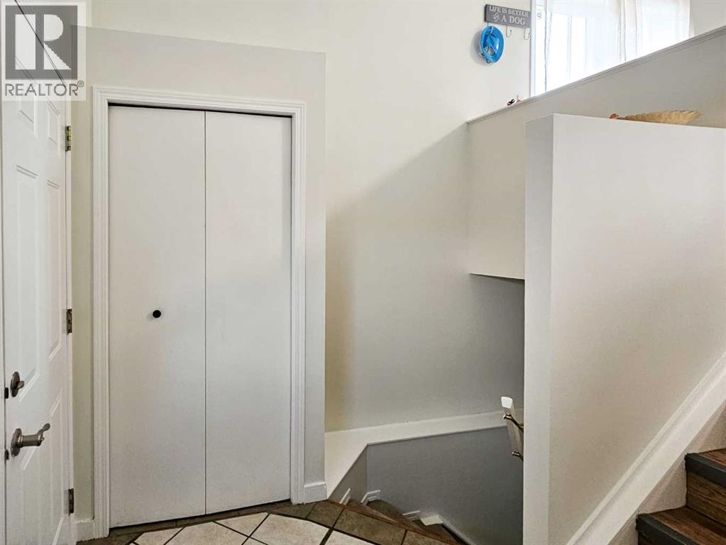 Single Family House Bi-level for Sale in  Hidden Spring Green NW Hidden Valley Calgary 