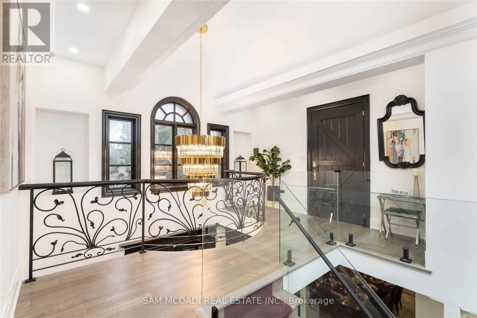 Photo 17 of 1540 Mississauga Road, Mississauga ON