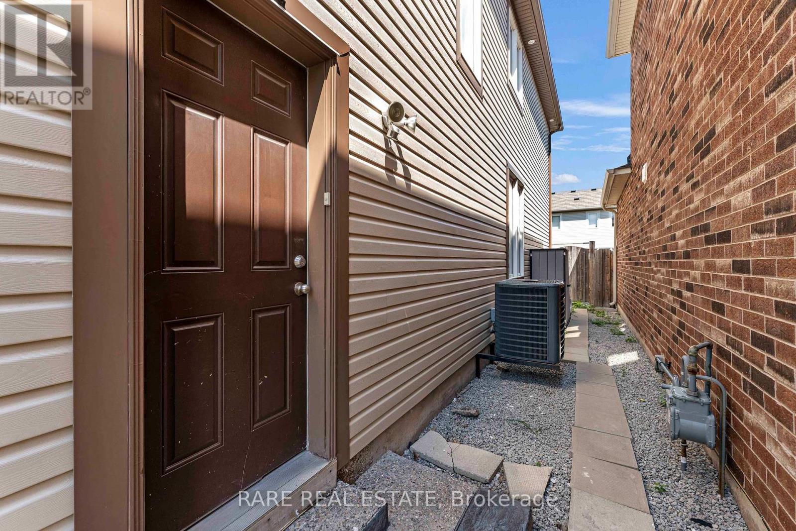 Photo 50 of 953 Rigo Cross, Milton ON