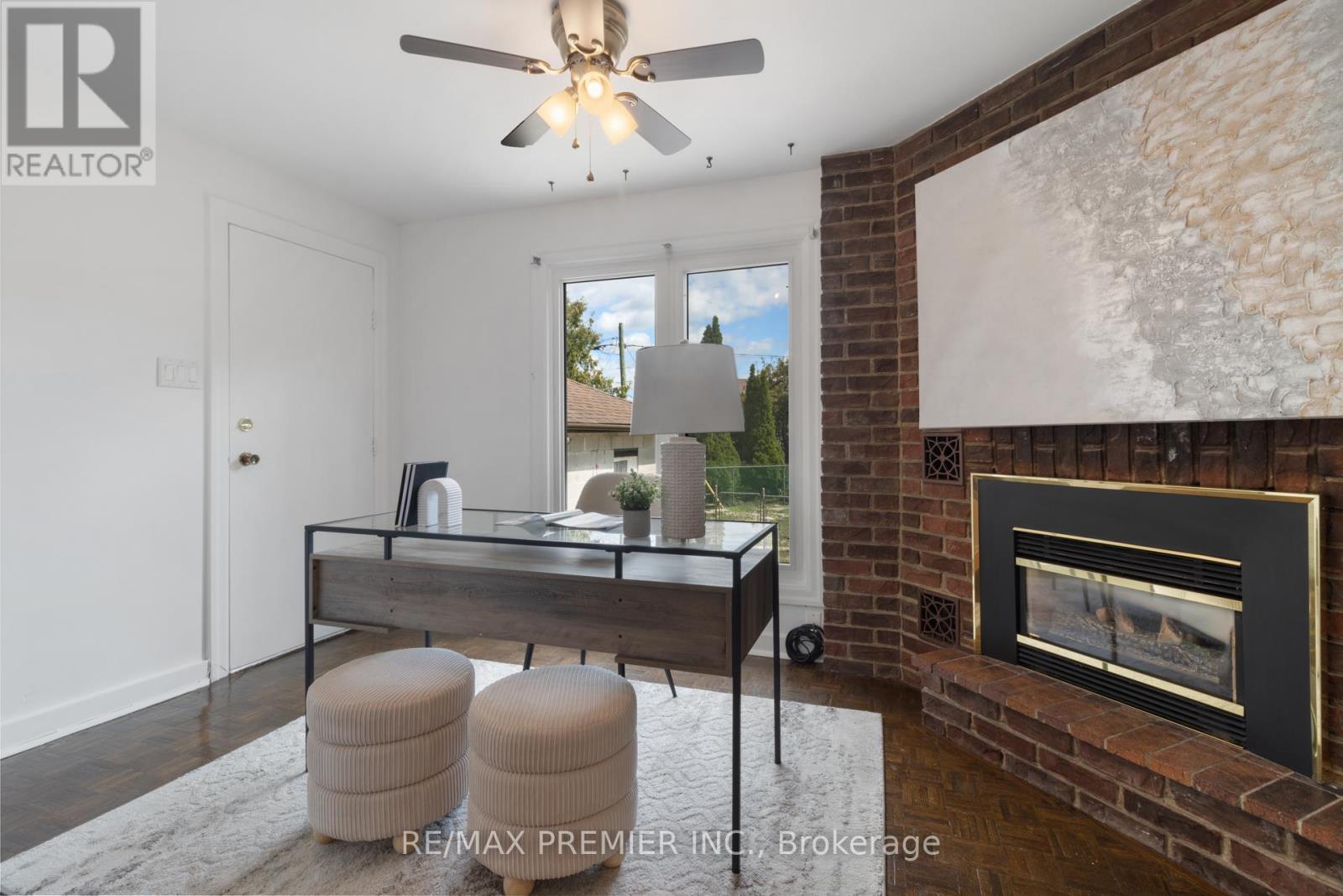 Photo 16 of 79 Pamille Place, Toronto ON