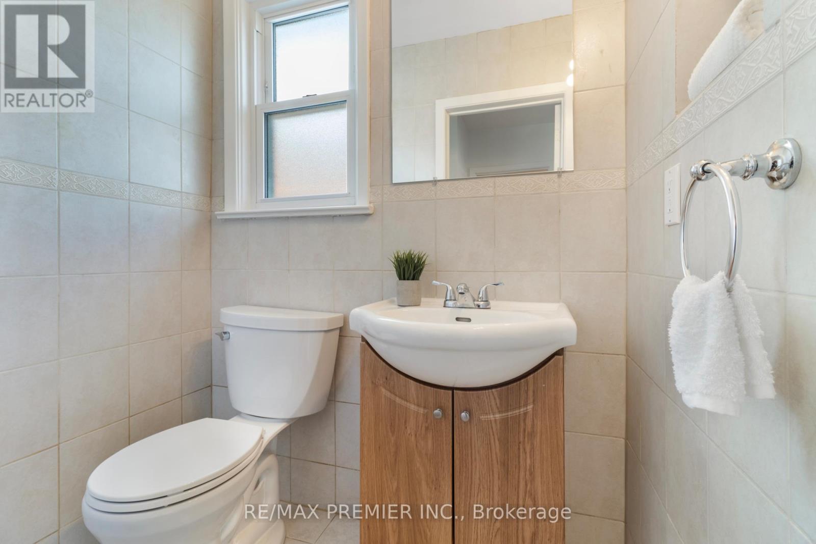 Photo 40 of 79 Pamille Place, Toronto ON