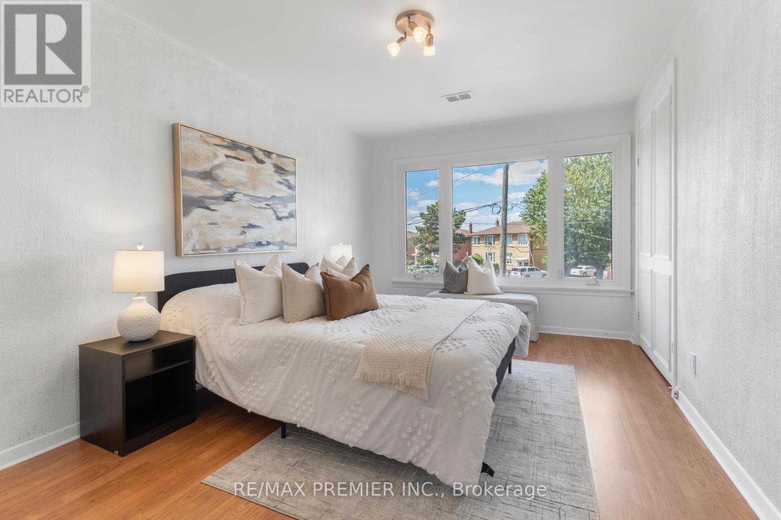 Photo 30 of 79 Pamille Place, Toronto ON