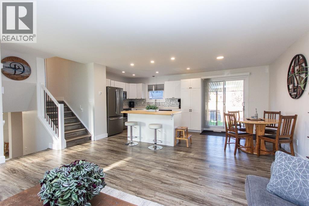 Photo 6 of 116 Carroll Crescent, Red Deer AB
