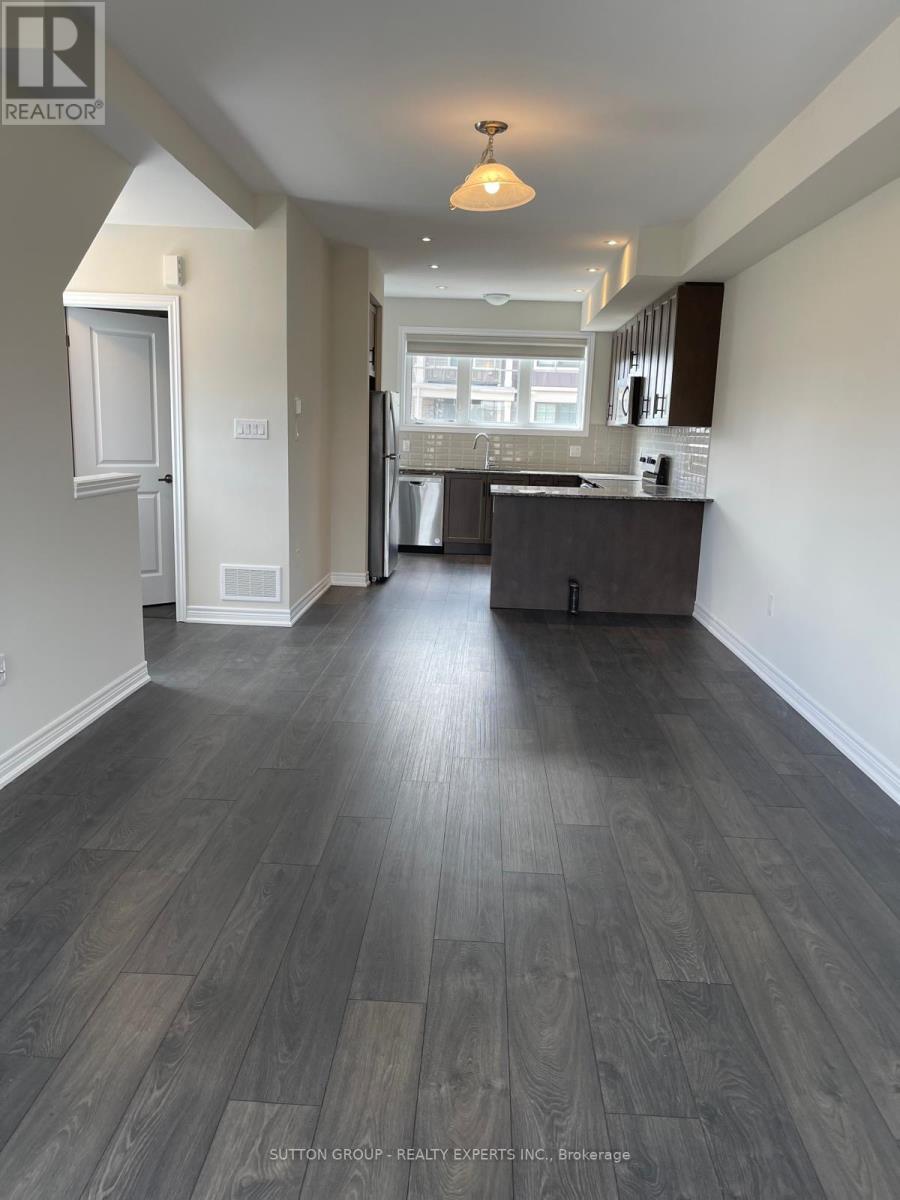 Photo 10 of 76 10 Birmingham Drive, Cambridge ON