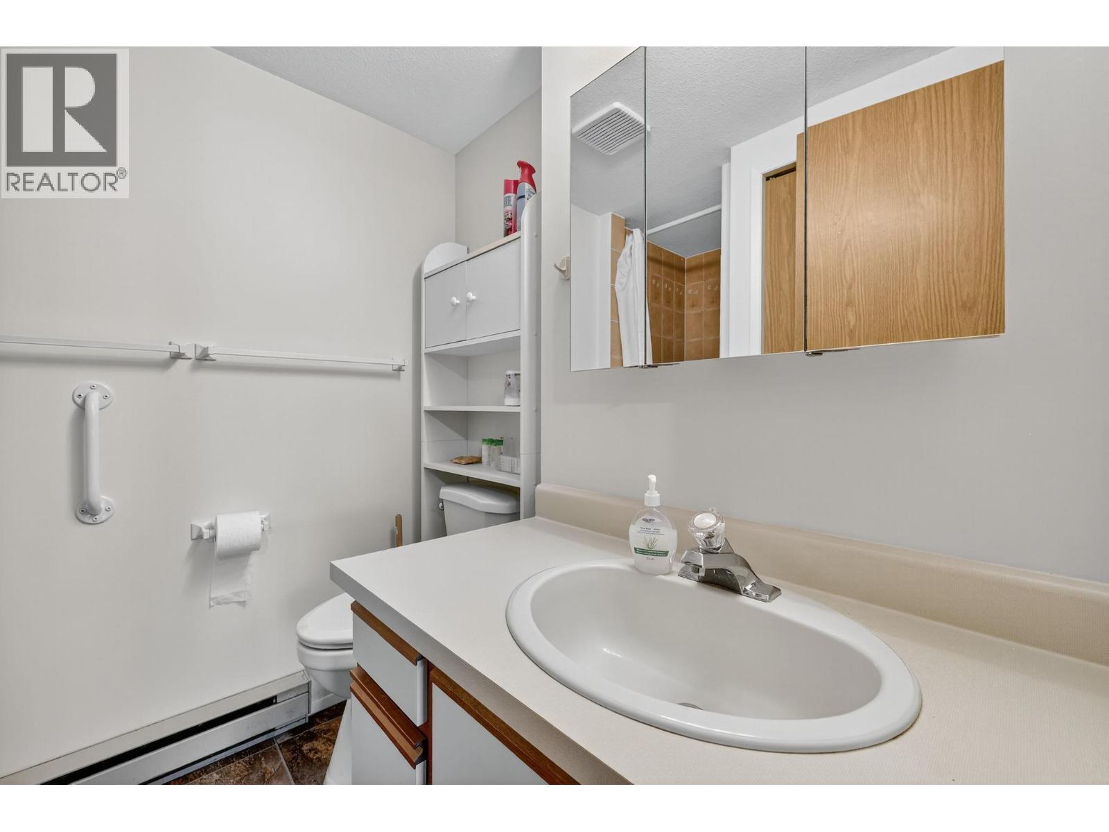 3050 Seclusion Bay Road Unit# 100, Westbank