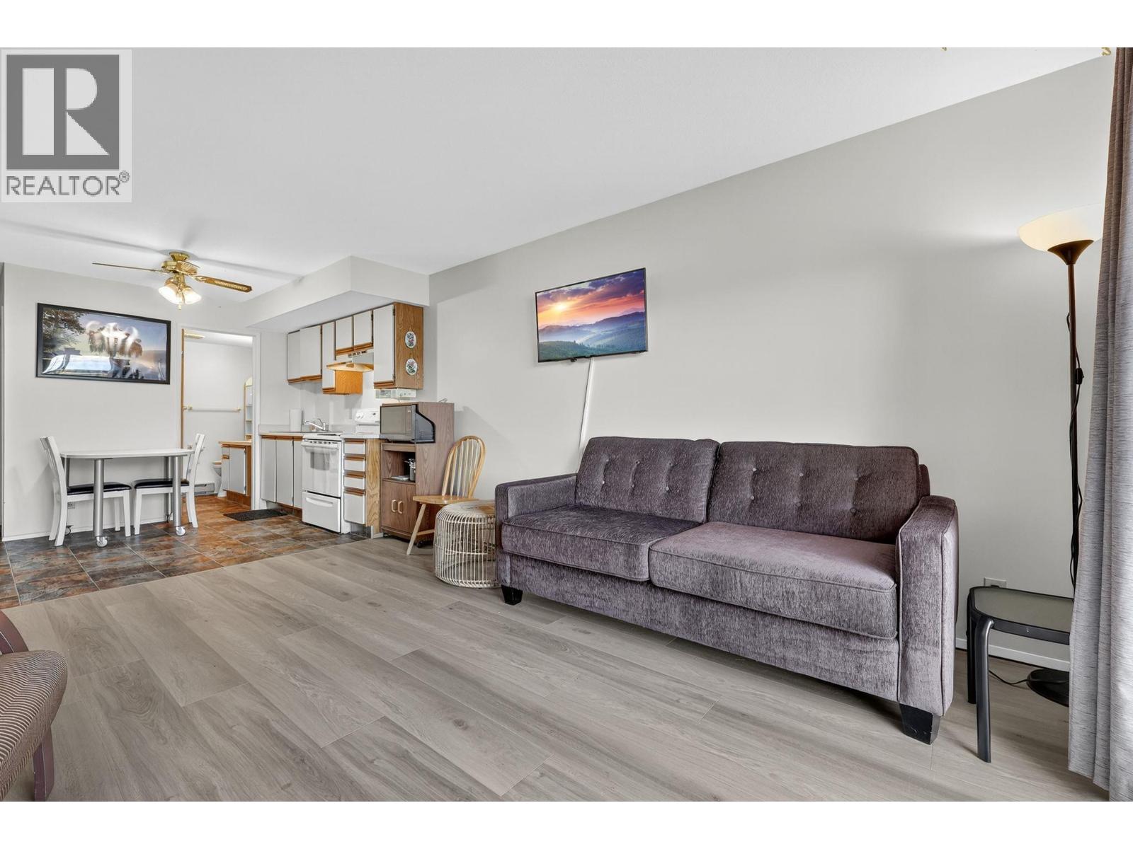 3050 Seclusion Bay Road Unit# 100, Westbank