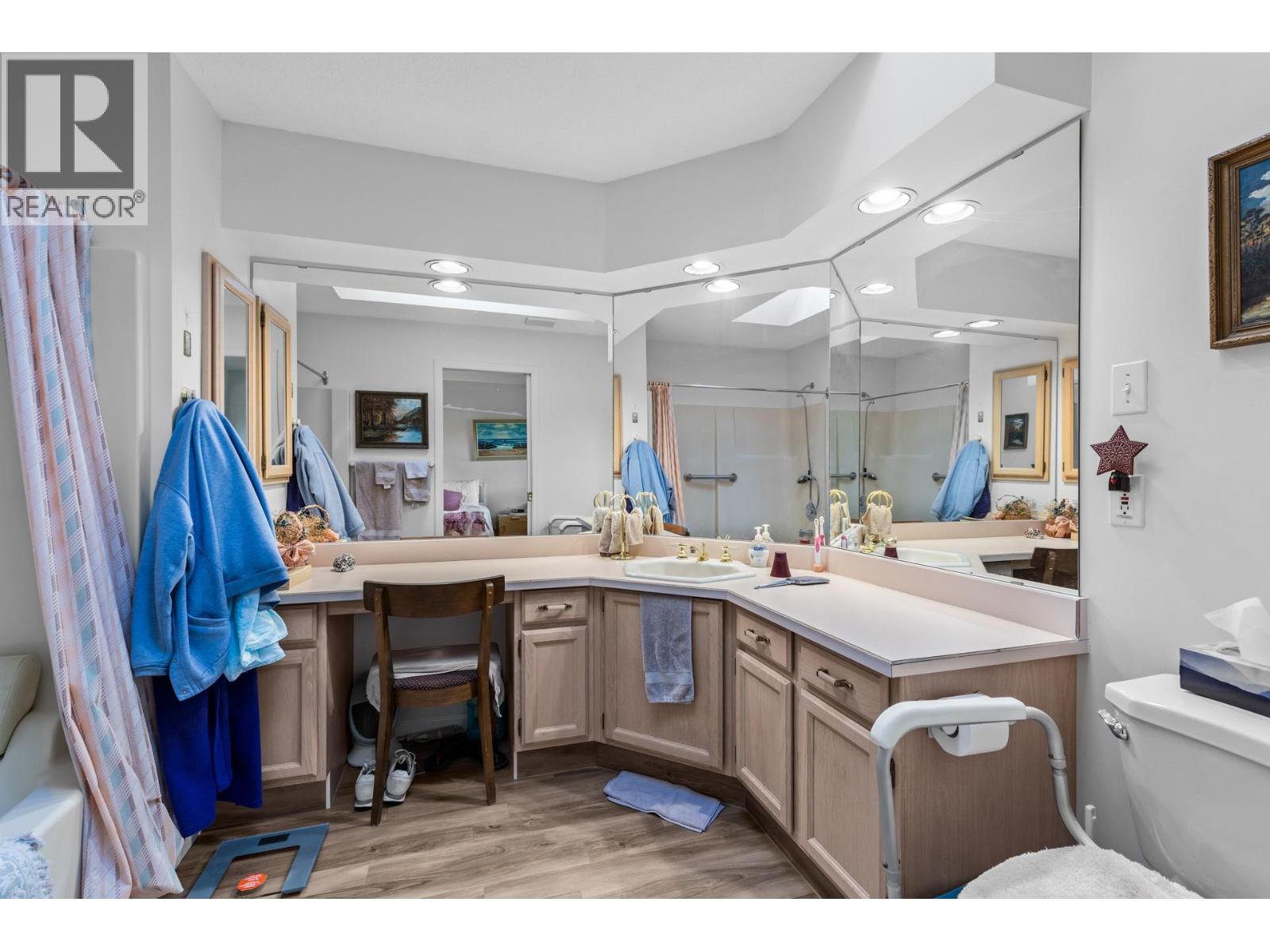 112 1201 Cameron Avenue, Kelowna