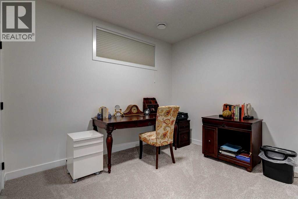 Single Family House for Sale in  Marina Cove SE Mahogany Calgary 