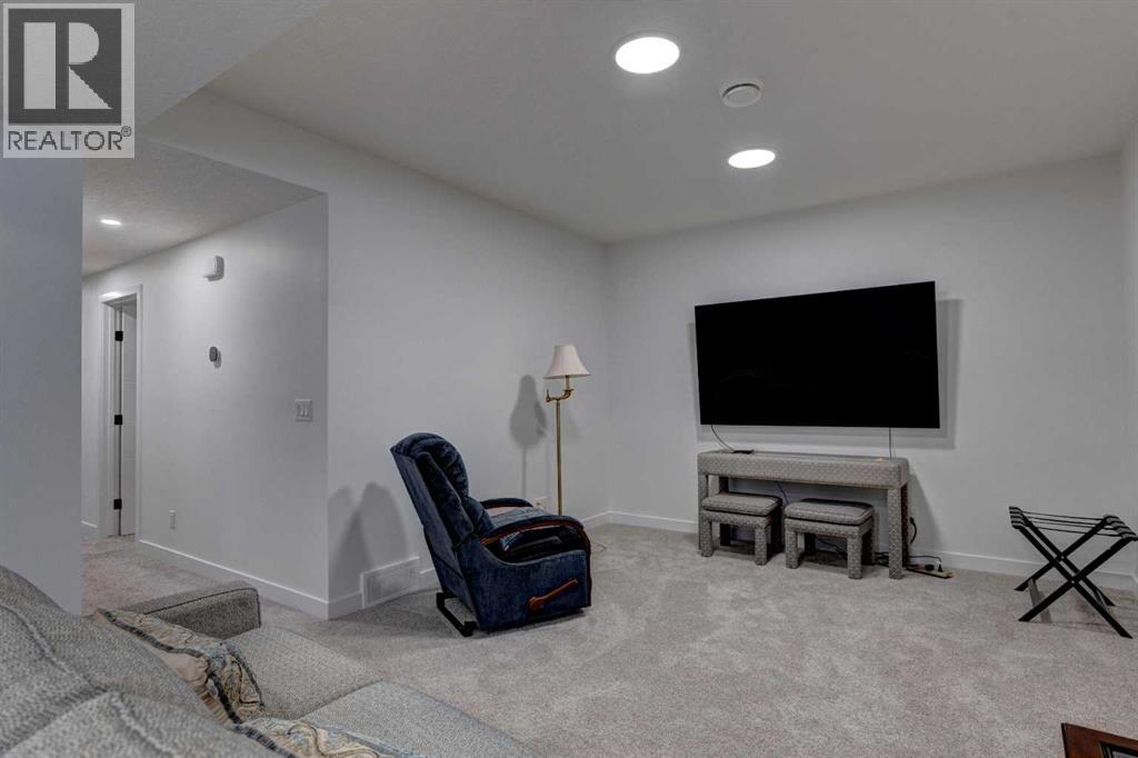 Single Family House for Sale in  Marina Cove SE Mahogany Calgary 