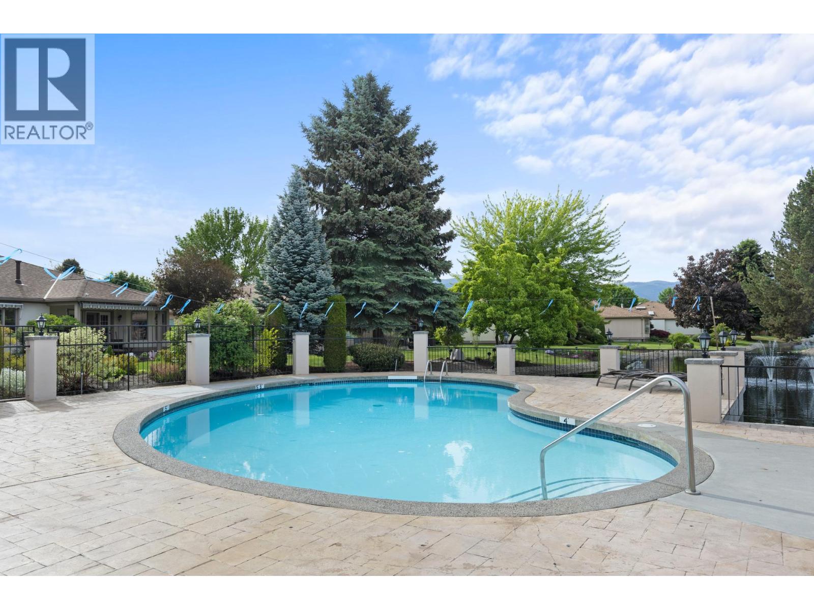 112 1201 Cameron Avenue, Kelowna