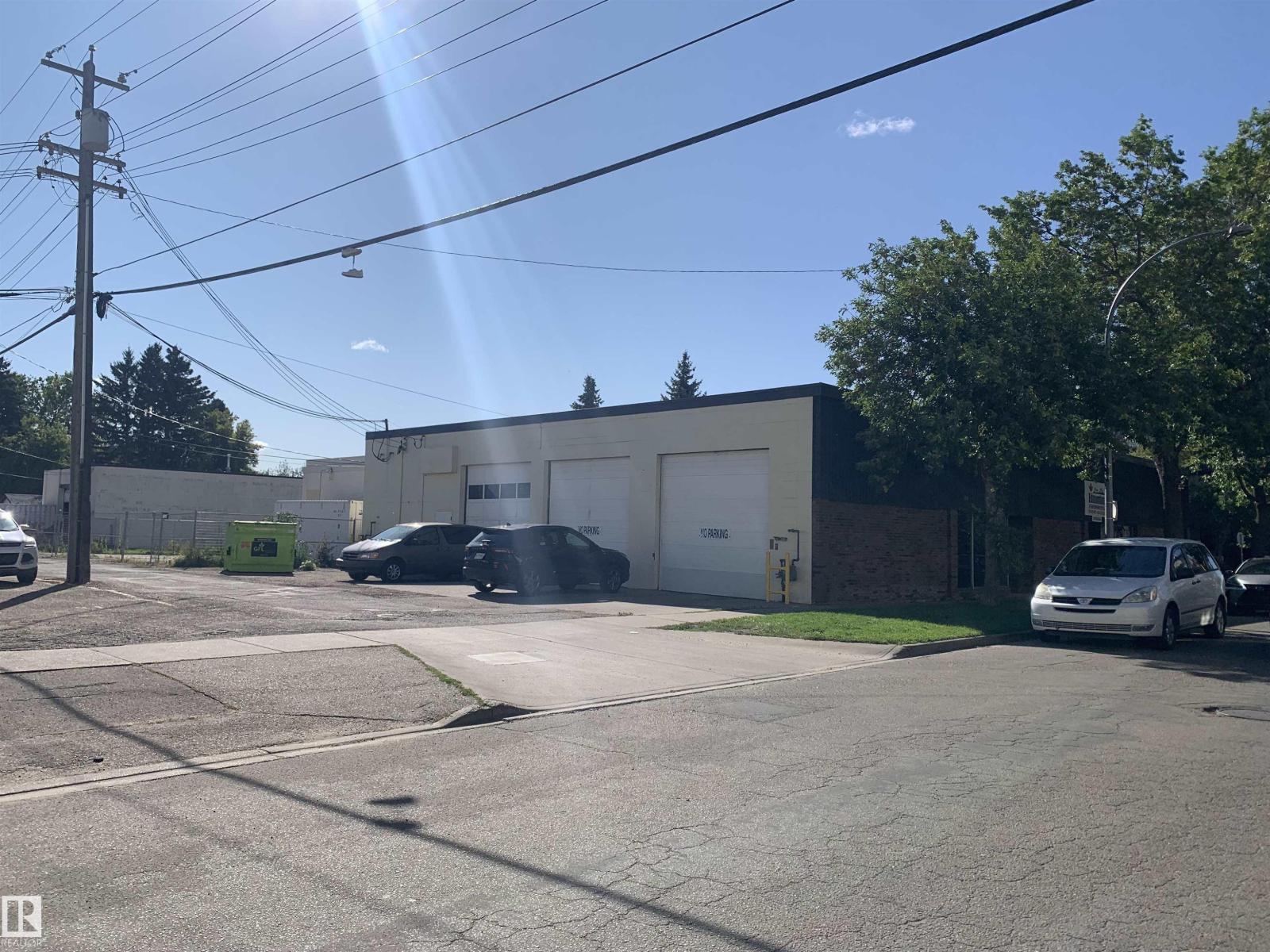 Photo 1 of 10060 80 Av Nw, Edmonton AB