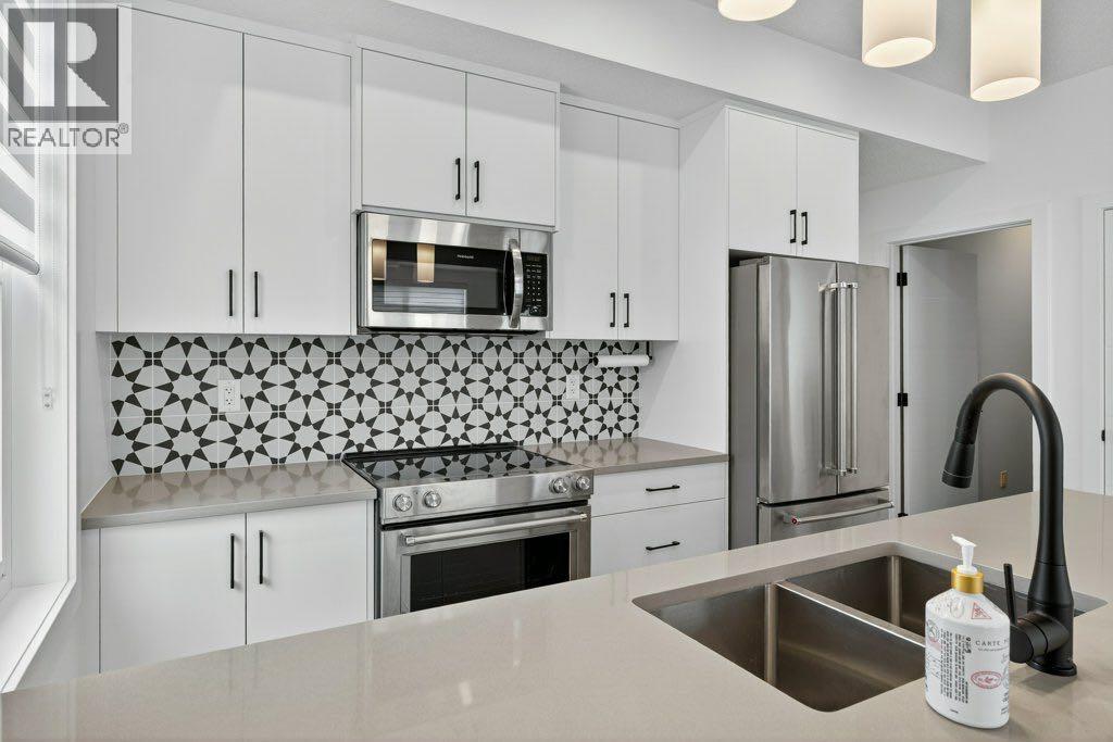 Single Family House for Sale in   St Street SW Springbank Hill Calgary 