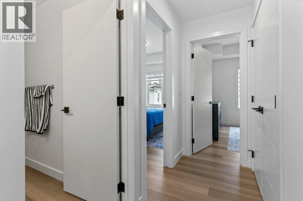 Single Family House for Sale in   St Street SW Springbank Hill Calgary 
