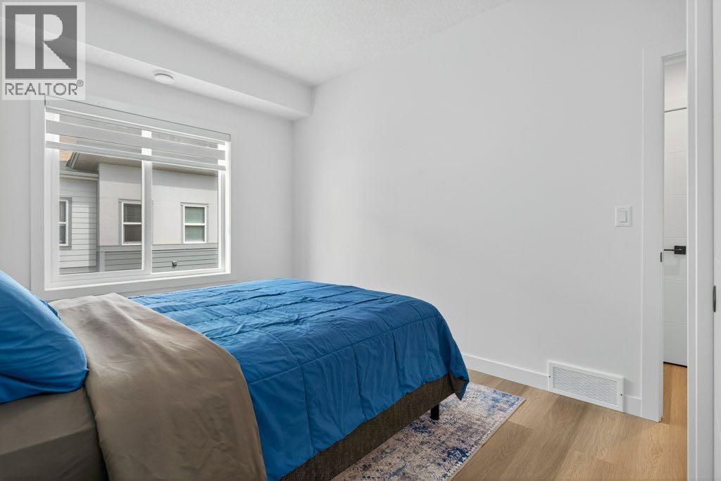 Single Family House for Sale in   St Street SW Springbank Hill Calgary 