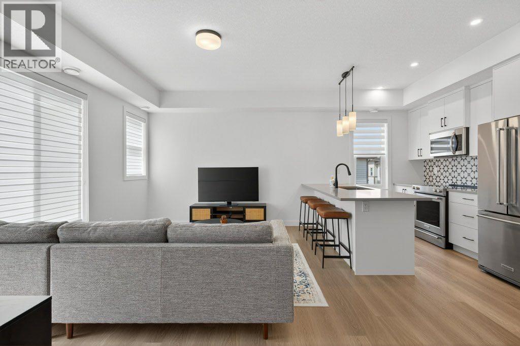 Single Family House for Sale in   St Street SW Springbank Hill Calgary 