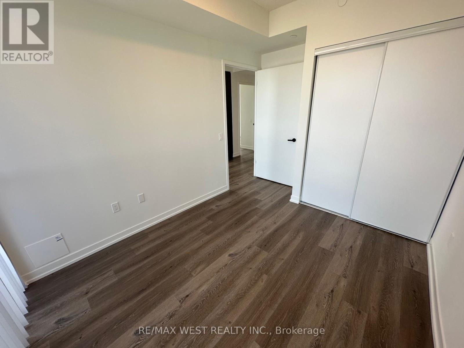 Photo 15 of 6312 225 Commerce Street, Vaughan ON