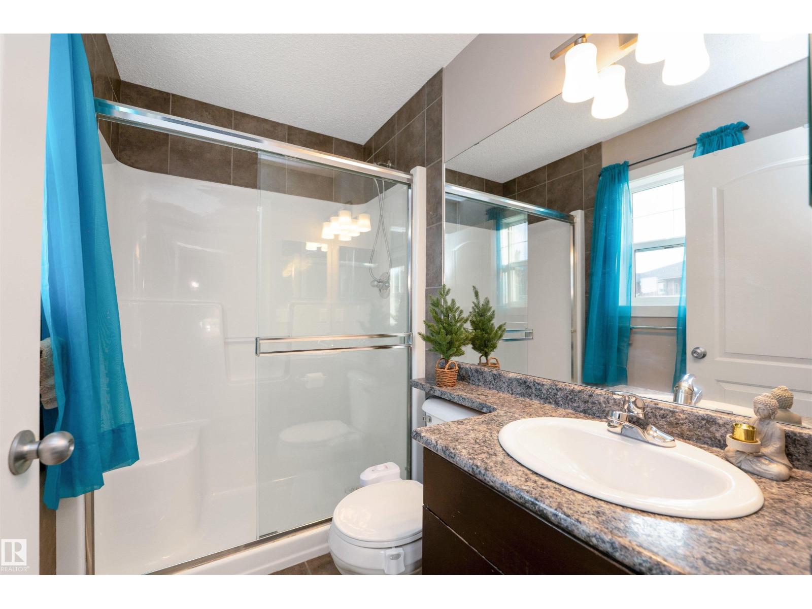 Photo 26 of 51 12004 22 Av Sw, Edmonton AB