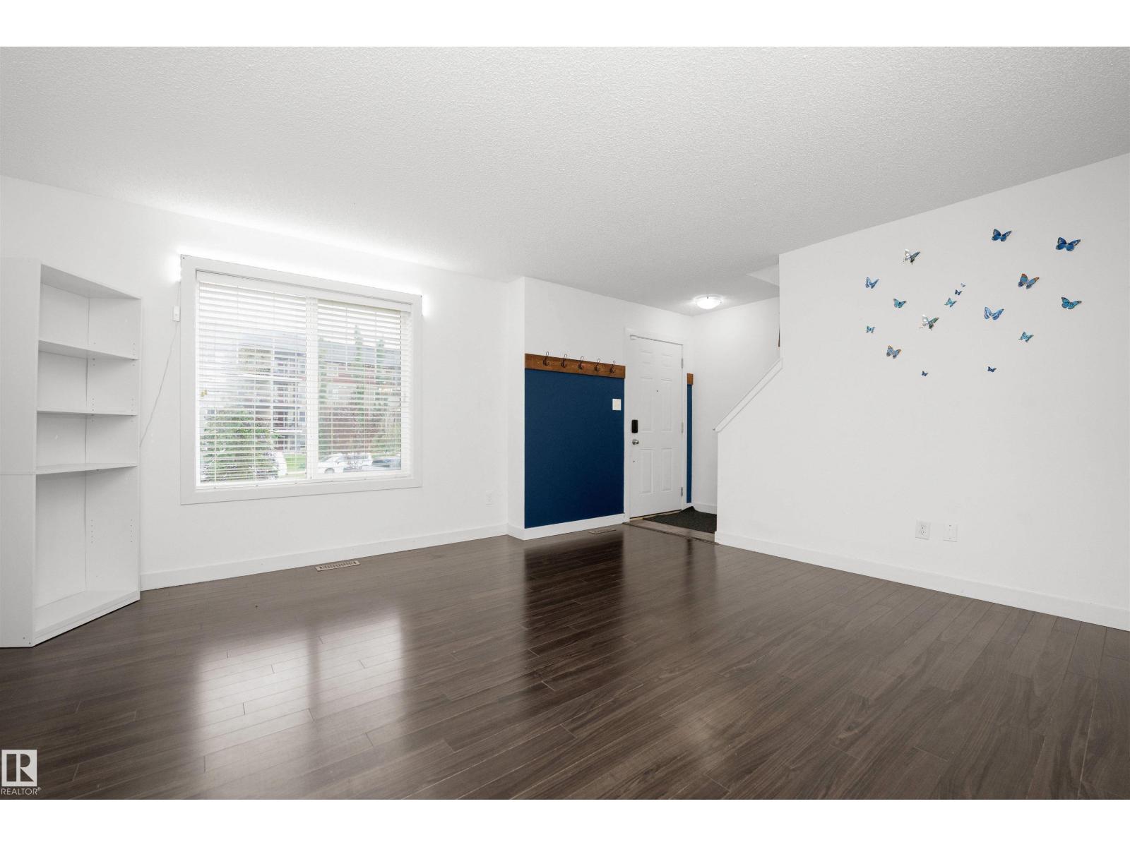Photo 7 of 51 12004 22 Av Sw, Edmonton AB