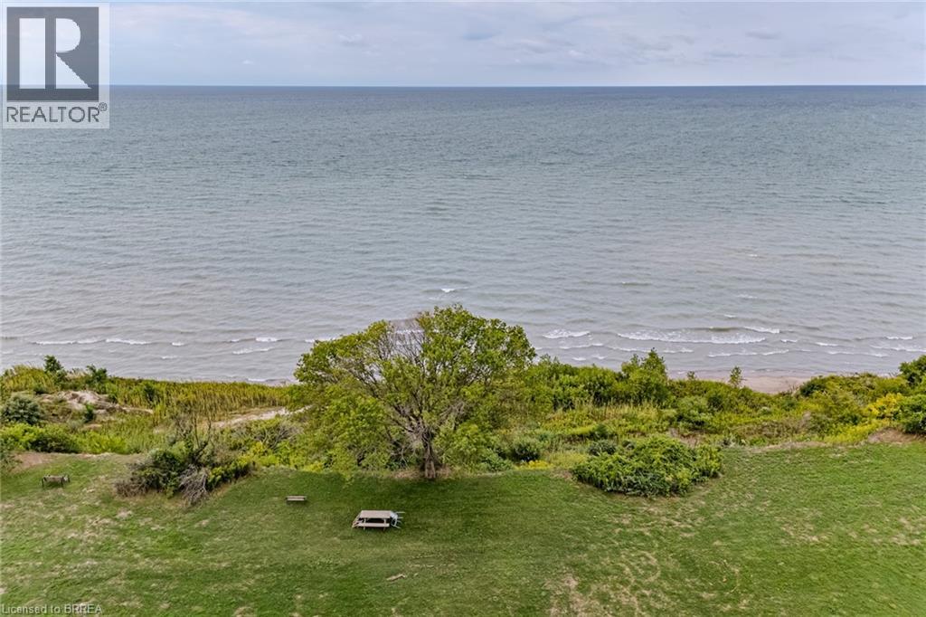 Photo 7 of 80 Lakeshore Road, Port Burwell ON