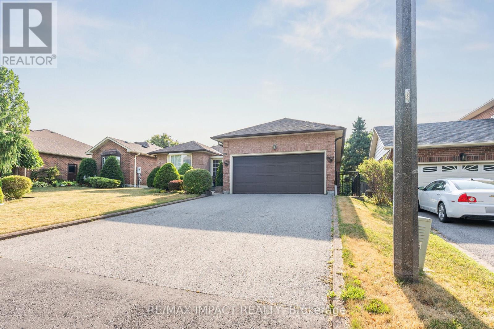 Photo 1 of 145 Hialeah Crescent, Whitby ON