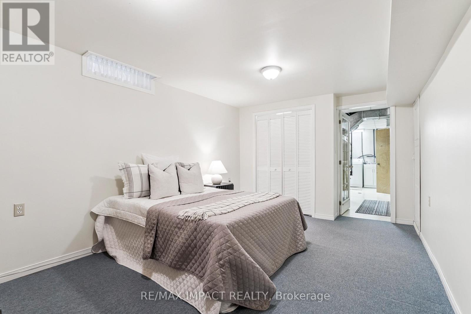 Photo 35 of 145 Hialeah Crescent, Whitby ON